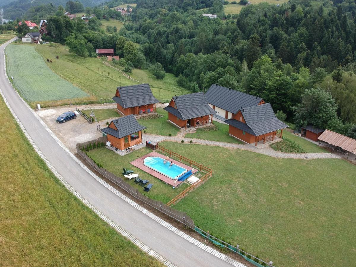 Chatki Niwki U Zboja Krościenko Buitenkant foto
